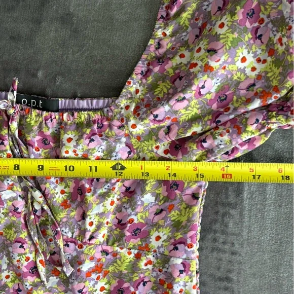 O.P.T One Pretty Time Go on A Date Floral Puff Sleeve Midi Dress L Smocked - Picture 7 of 14